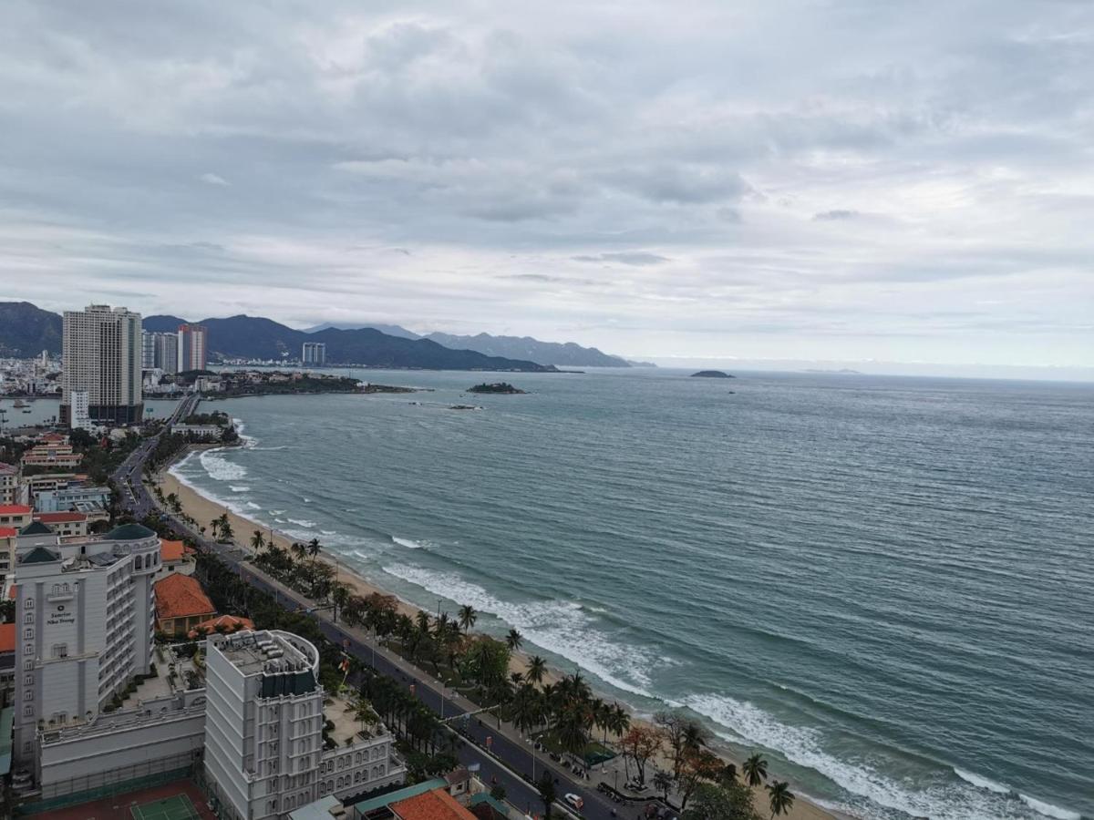 Gold Coast Luxury Apartment Nha Trang Buitenkant foto